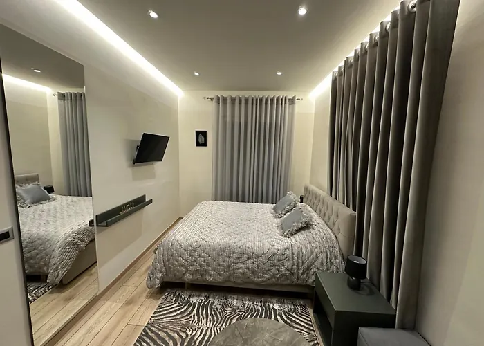Corplex Rooms Tirana